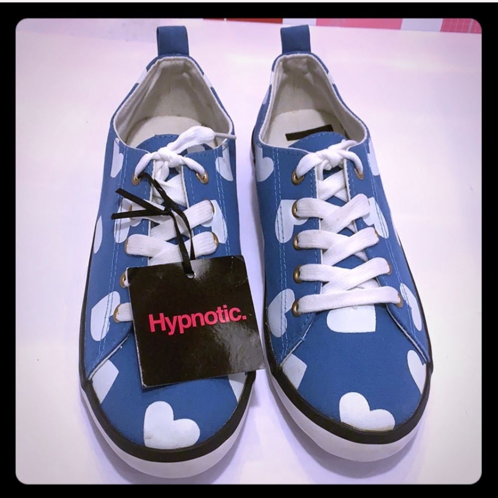 NEW/NWT Hypnotic Women”Billy” Sneaker. Size: 8 - Picture 5 of 8